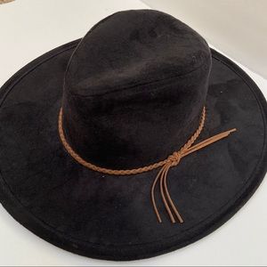 Braided suede hat
